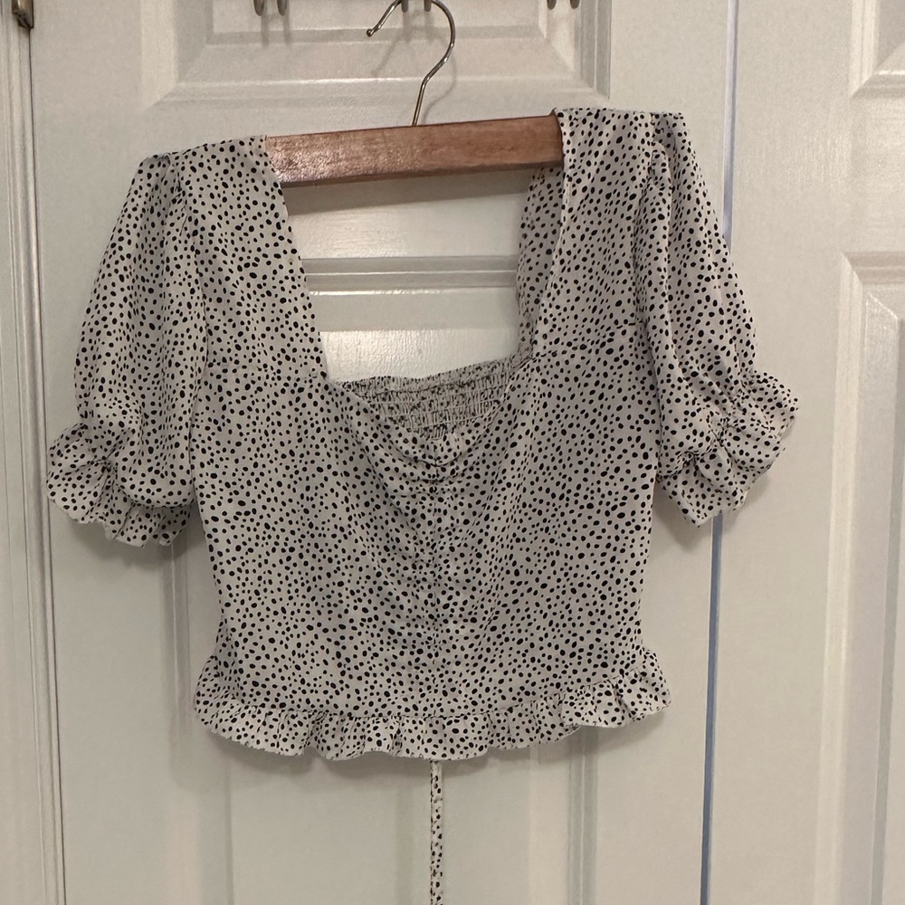 Polka dot puff sleeve top